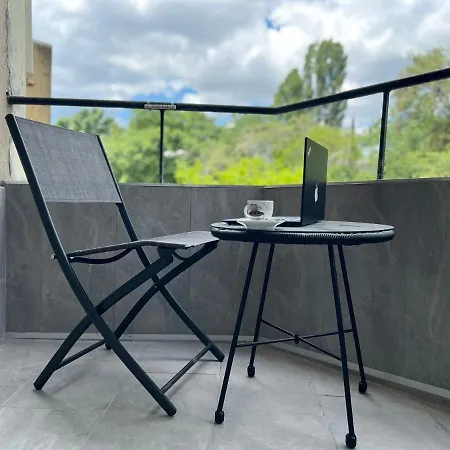 Céntrico - Modern 1bd Flat In By Flat Mаnager